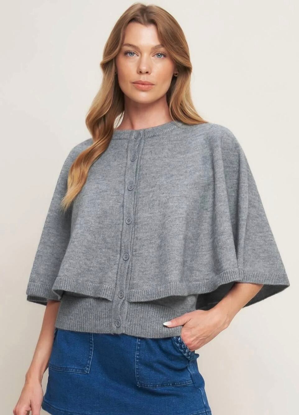 Flying Tomato Misty Shawl Capelet Gray Button Sweater Women’s Size Small